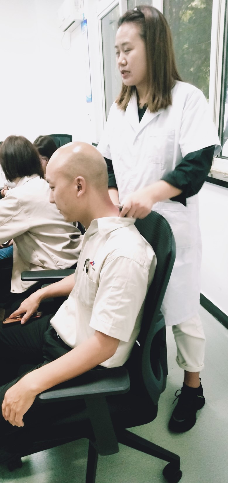 尋醫(yī)問診在身邊 健康生活伴我行(圖4)